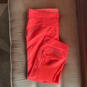 Athleta Cropped Leggings